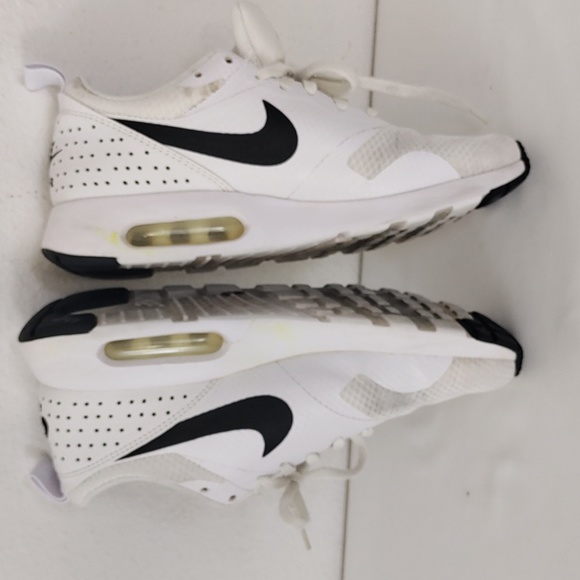 Nike air max tavas womens sneakers size 7.5 - Picture 14 of 16